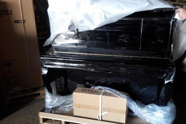 成都搬鋼琴