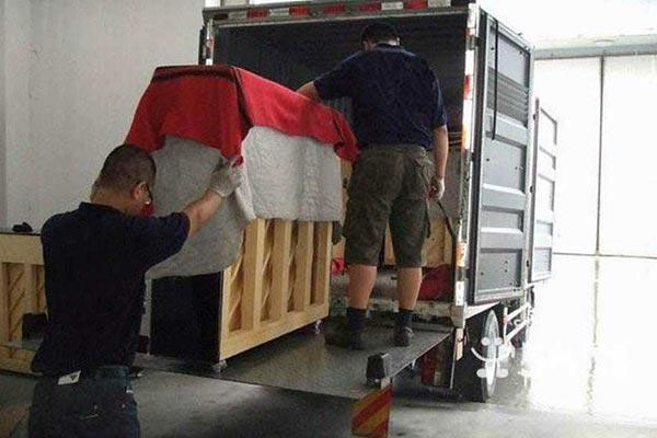 成都搬鋼琴